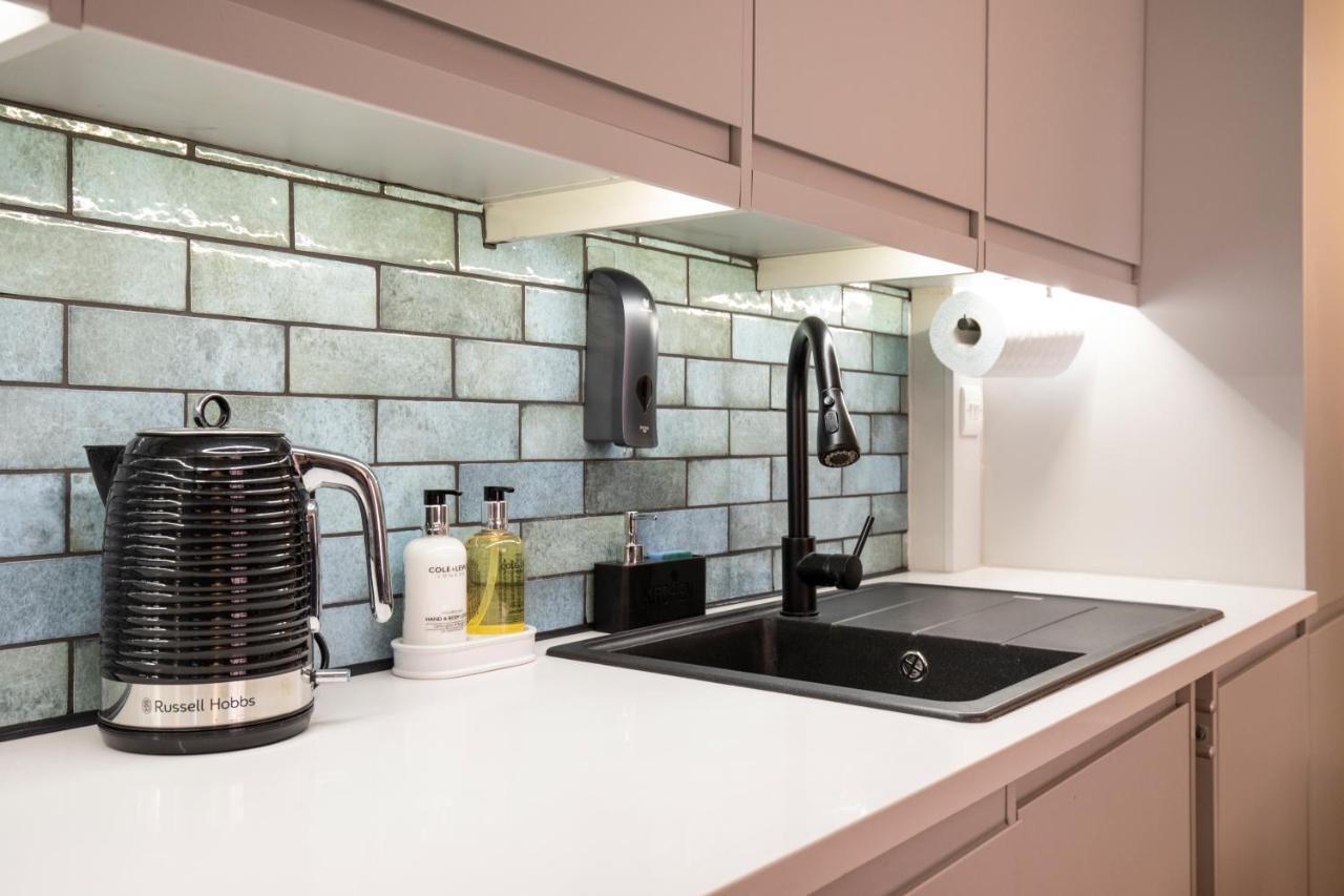 Modern Quiet 1 Bed Flat -Mayfair 런던 외부 사진